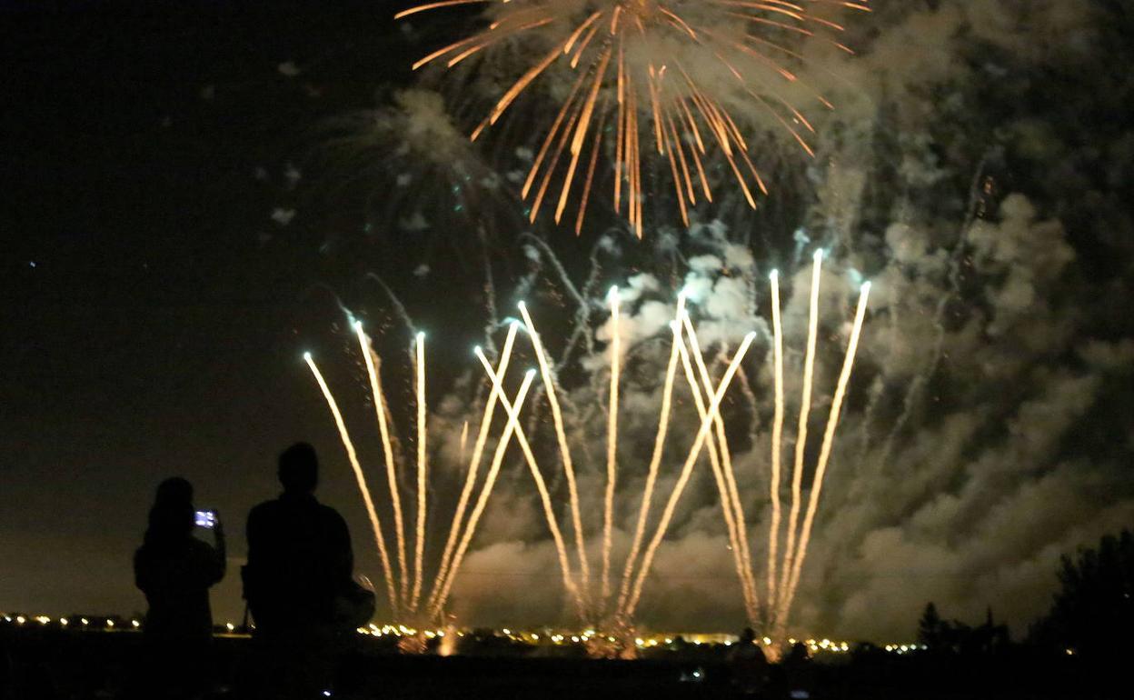 Castillo de fuegos artificiales. 