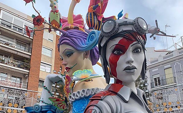 Imagen principal - Arriba, cuerpo central de Cuba antes de que se quemara en 2020, abajo, proceso de reconstrucción de la falla Reino de Valencia. 