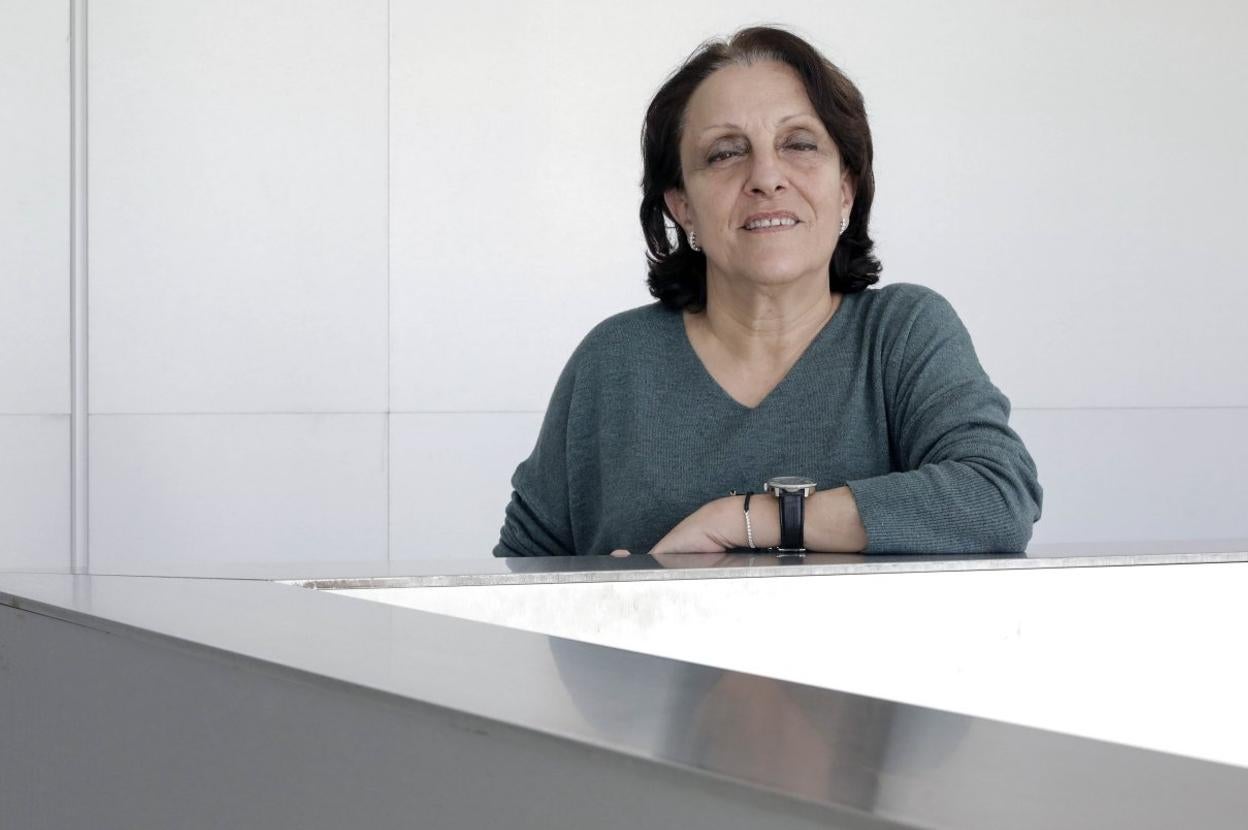 Hermelinda, en uno de los espacios comunes de la dirección general de Salud Pública