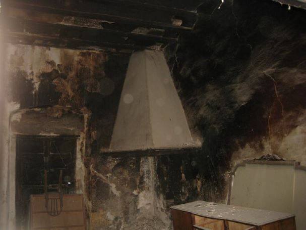 Dos monumentos valencianos han entrado en la lista roja del patrimonio, una iniciativa de la asociación Hispania Nostra que recoge bienes sometidos a riesgo de desaparición, destrucción o alteración esencial de sus valores. Se trata del chalé Giner Cortina, en la localidad de Torrent (Valencia), y la alquería casa de Bonanza, en Orihuela (Alicante). En pantalla, una imagen del segundo.