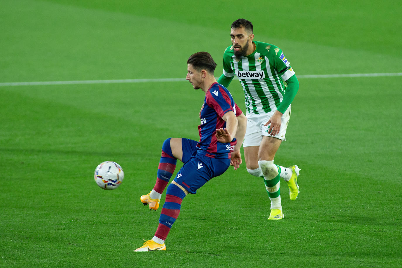 Fotos: Las mejores imágenes del Real Betis - Levante UD