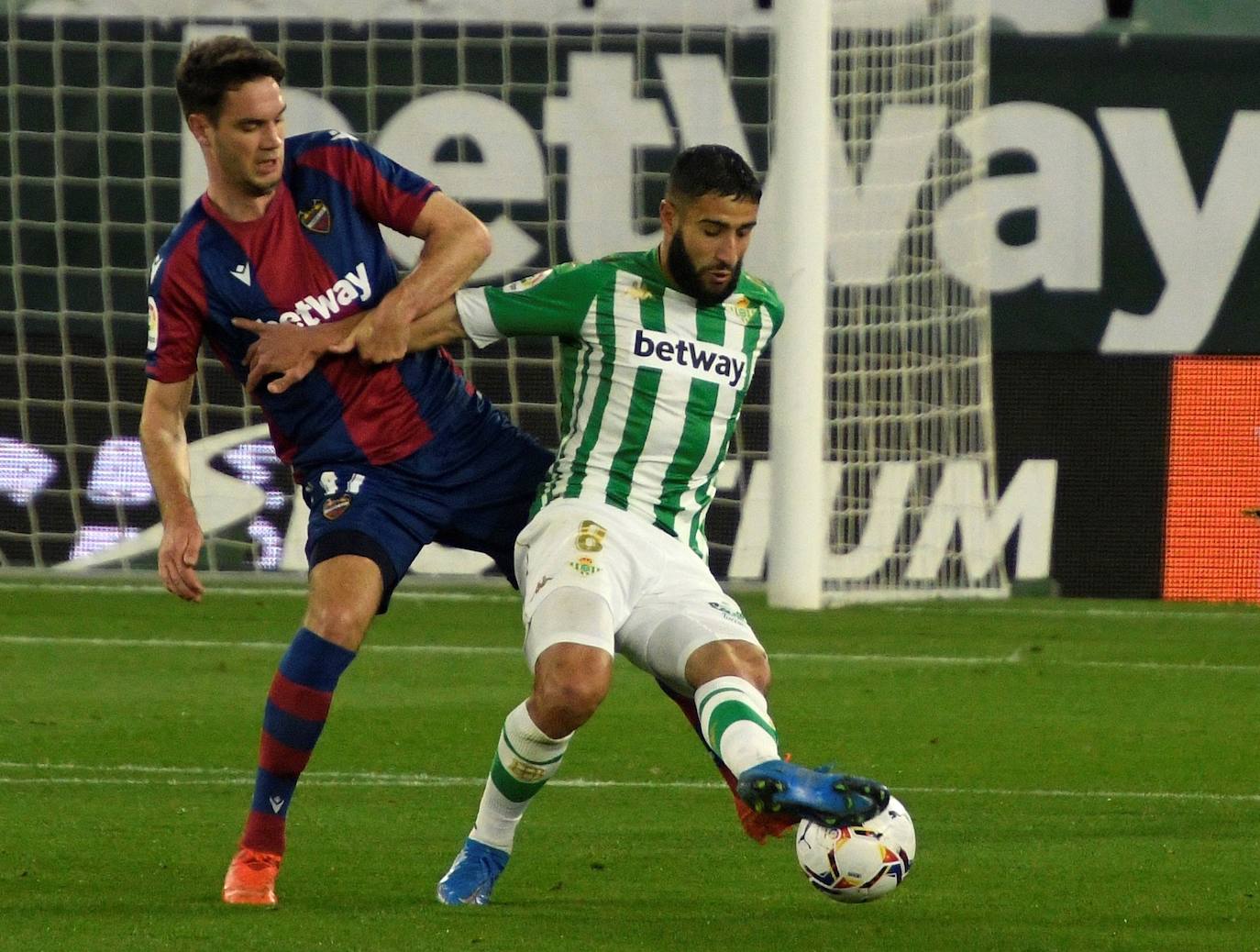 Fotos: Las mejores imágenes del Real Betis - Levante UD