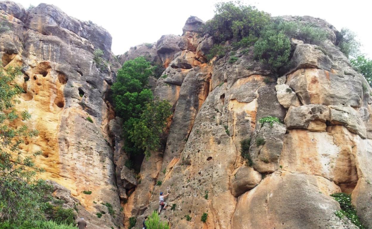 Paraje de la Mola en Montesa, donde se realizan actividades de escalada. 