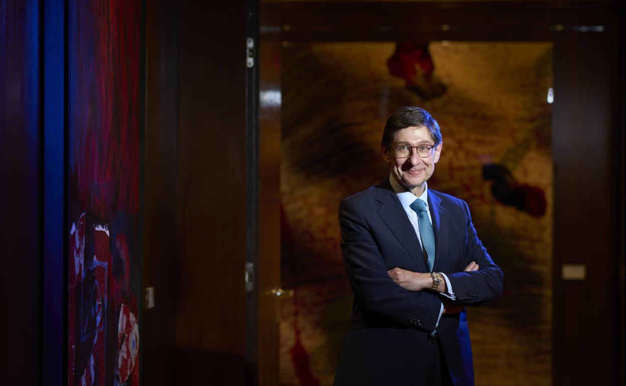 El presidente de CaixaBank, José Ignacio Goirigolzarri, en la sede del banco en Madrid. 