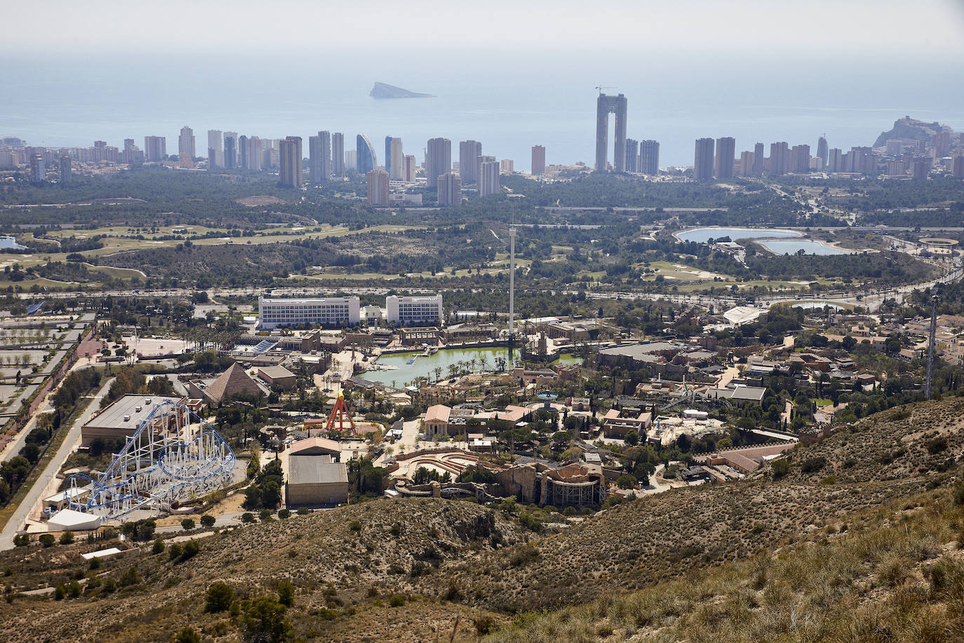 El parque temático lleva ya más de un año cerrado por la pandemia y con sus trabajadores en ERTE. En 2020 cumplió dos décadas en las que el sueño inicial se ha complicado