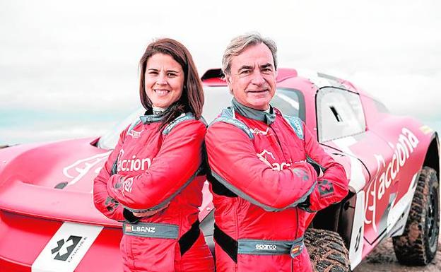 Carlos Sainz competirá junto a Laia Sanz.