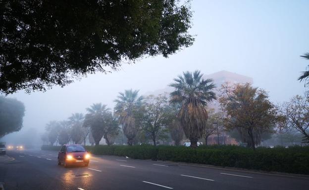 Niebla, este miércoles, en Valencia.