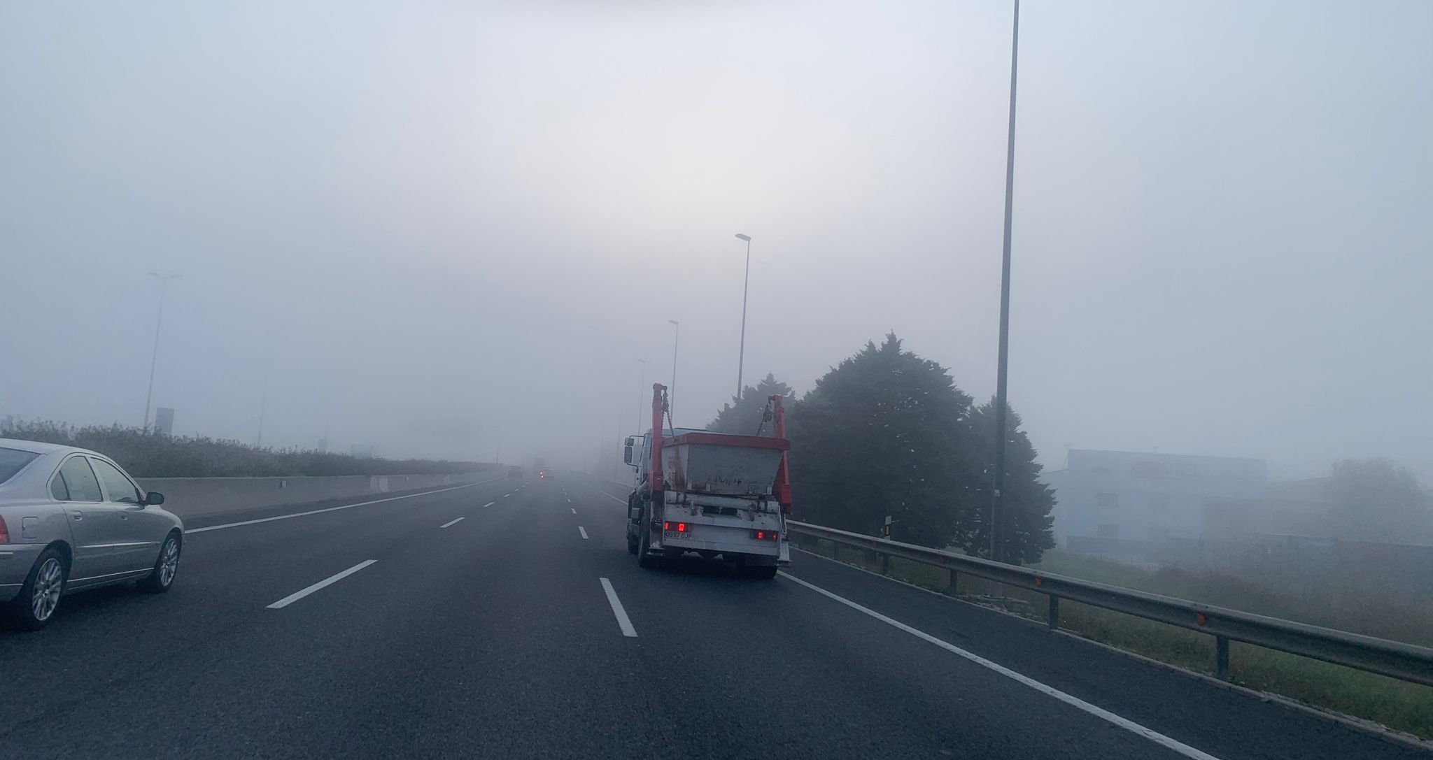 Fotos: Valencia amanece cubierta de niebla