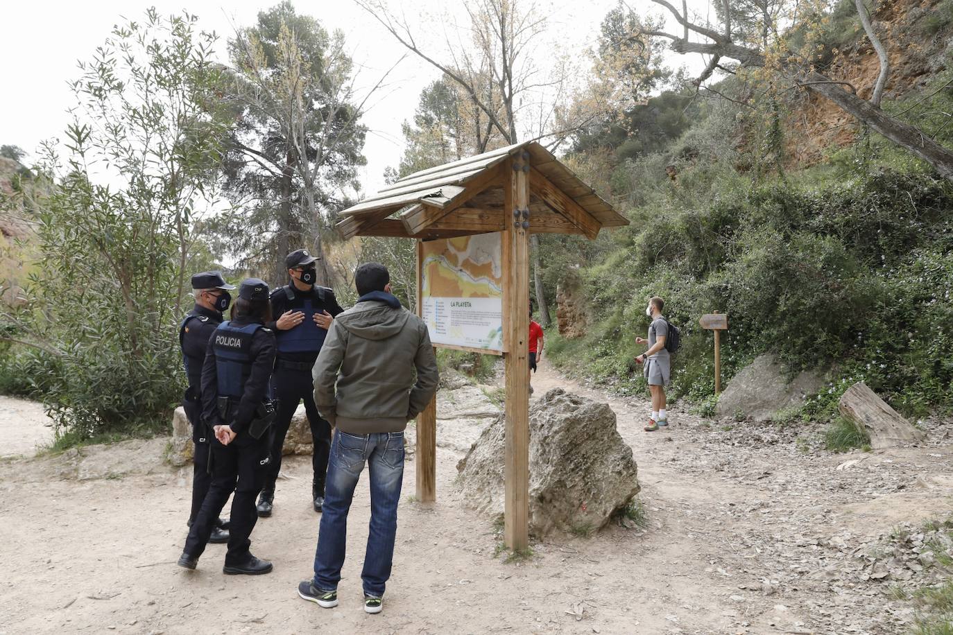 La Policía vigila que se cumplan las normas en los espacios naturales de la Comunitat Valenciana