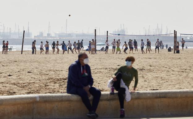 El tiempo en Valencia en Jueves y Viernes Vanto: ¿Playa o paraguas?