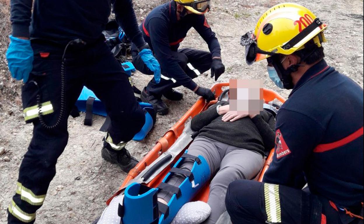 Los bomberos han intervenido este sábado para rescatar a varios senderistas. 