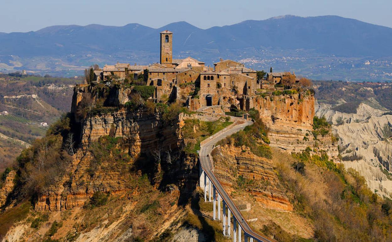 Vista de Civita Di Bagnoregio.