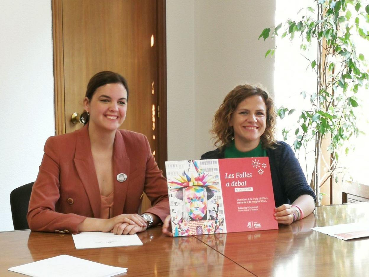 Las regidoras socialistas en el Ayuntamiento de Valencia, Sandra Gómez y Pilar Bernabé. LP