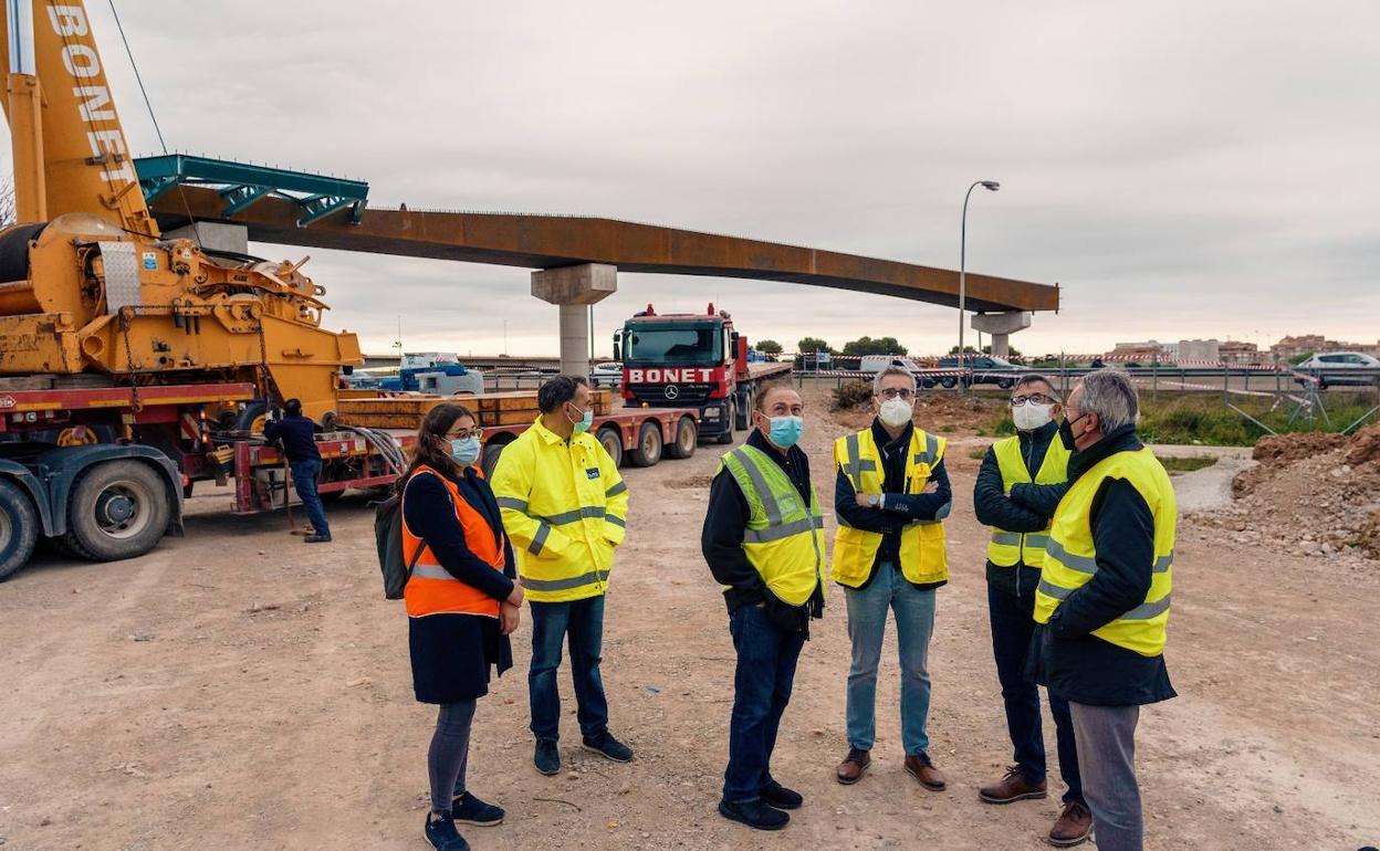 El conseller, Arcadi España visita las obras. 