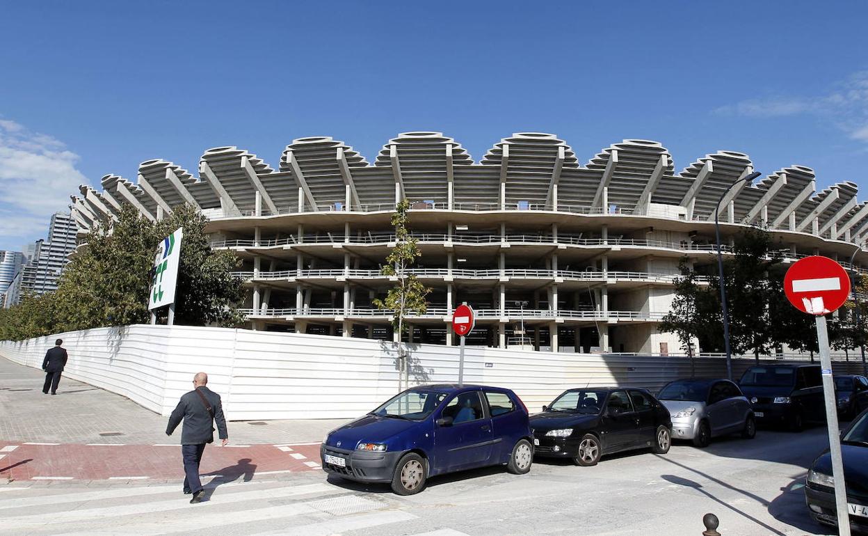 Valencia CF | Ribó: «Quiero que haya polideportivo y nuevo campo del Valencia, pero no voy a crear polémica ni con el club ni con mis compañeros»