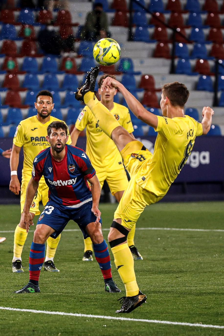 Fotos: Las mejores imágenes del Levante UD-Villarreal CF