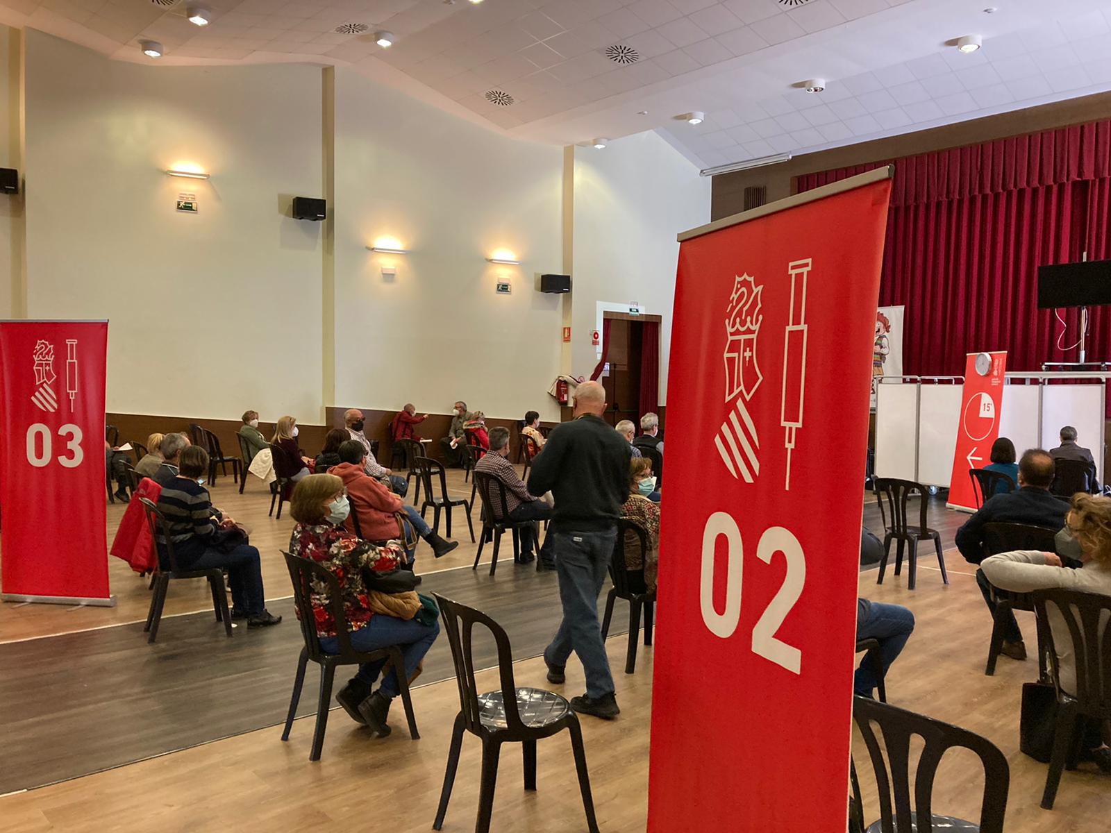 Fotos: Todas las fotos de la vacunación masiva en la Safor