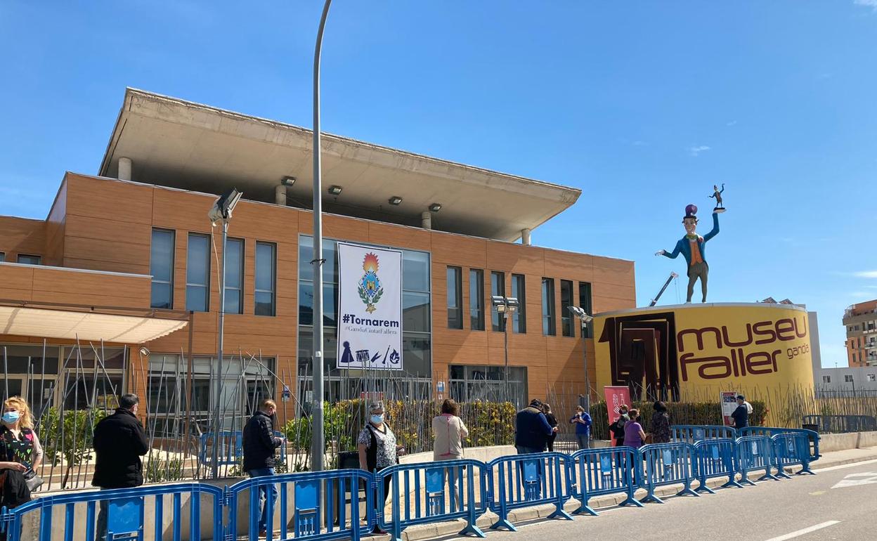 Museu Faller de Gandia, donde ya se llevan a cabo vacunaciones masivas. 