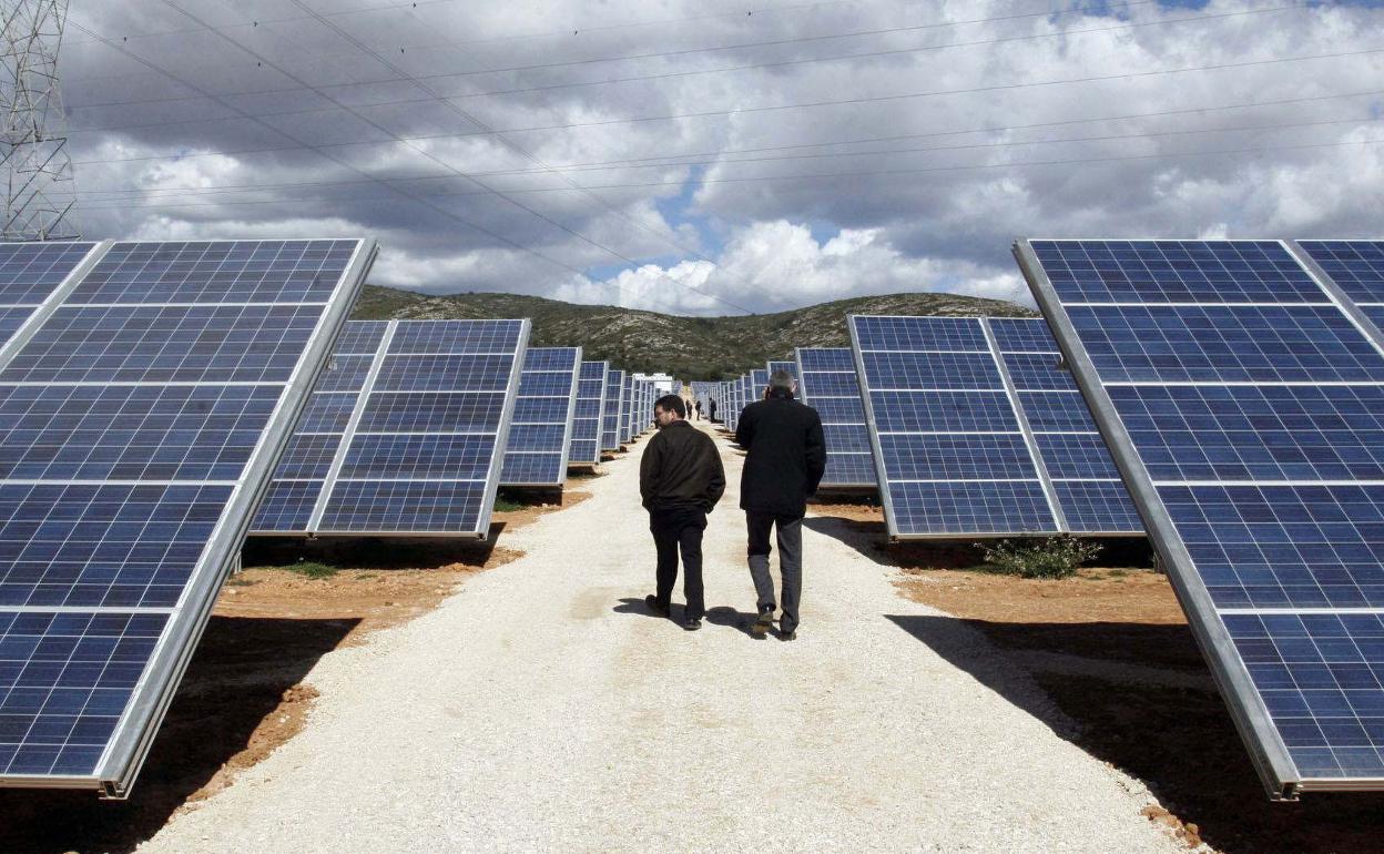 Parque solar en Beneixama, Alicante. 