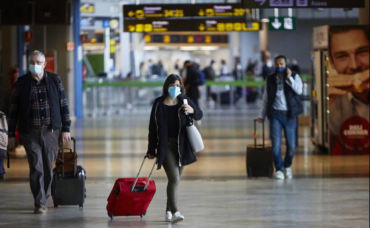 El aeropuerto de Manises, durante la pandemia