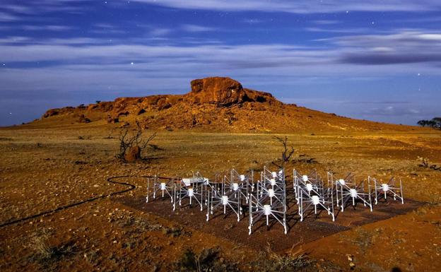 Astrónomos captan la emisión de radio de un faro cósmico gigante