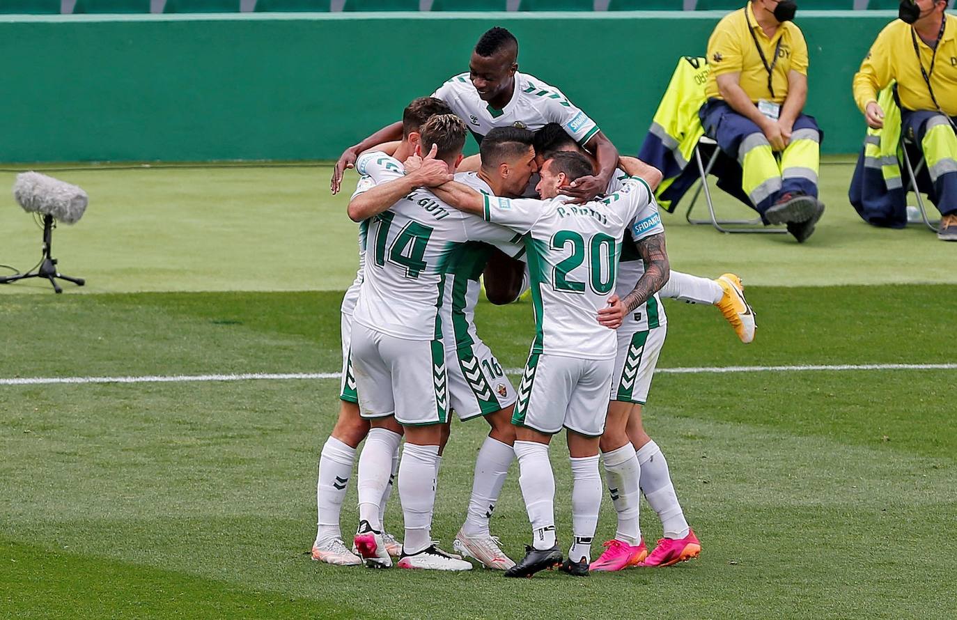 Fotos: Las mejores imágenes del Elche CF-Levante UD