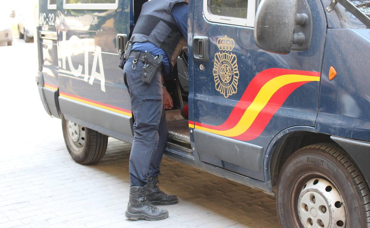 La Policía Nacional detuvo en dos ocasiones a un hombre. 