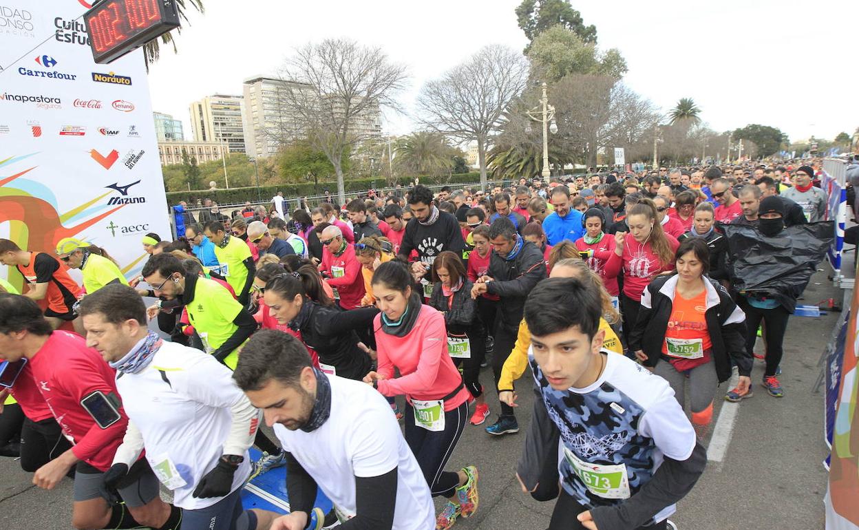 Los atletas, en la última 10K Ibercaja disputada en la ciudad. 