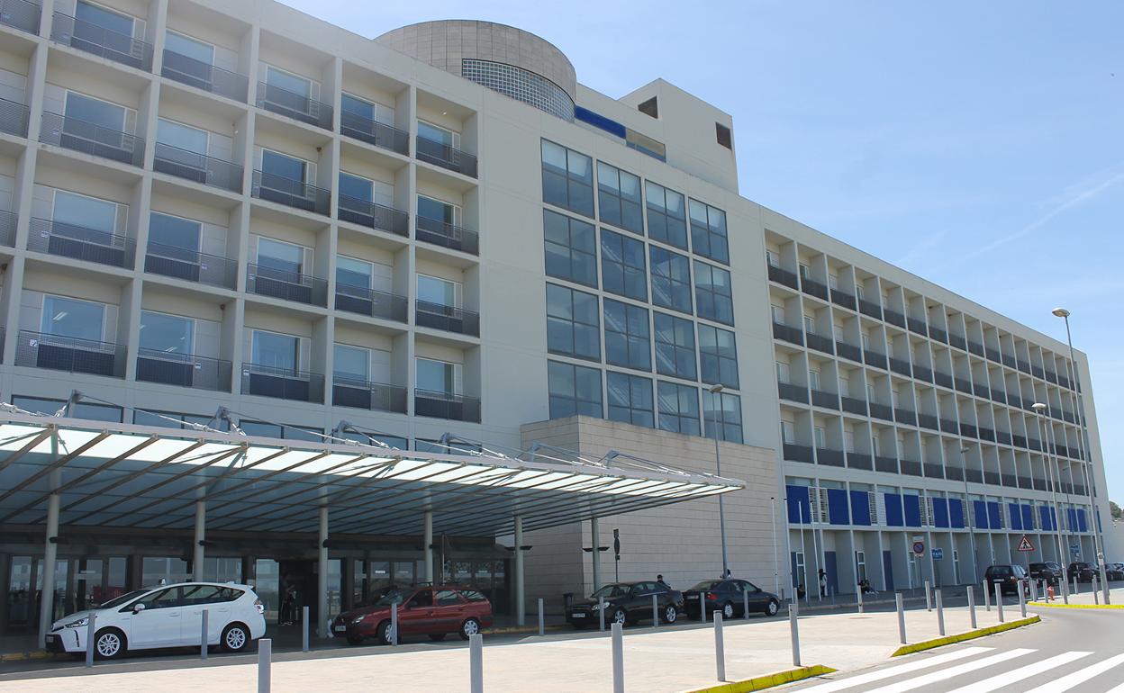 Los heridos han sido trasladados al Hospital de la Ribera. 