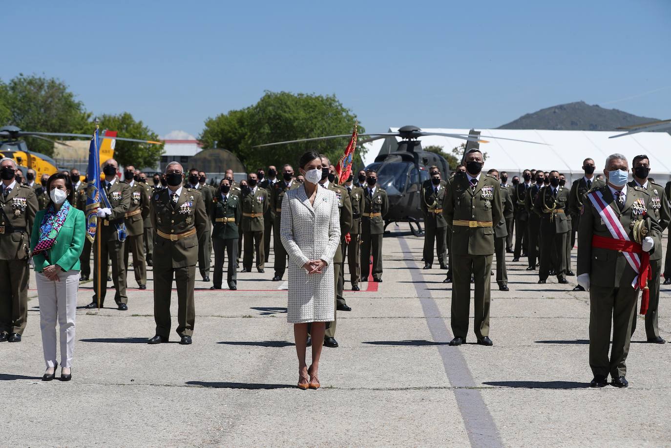 Fotos: La Reina Letizia, espectacular con el vestido del bautizo de la Princesa Leonor