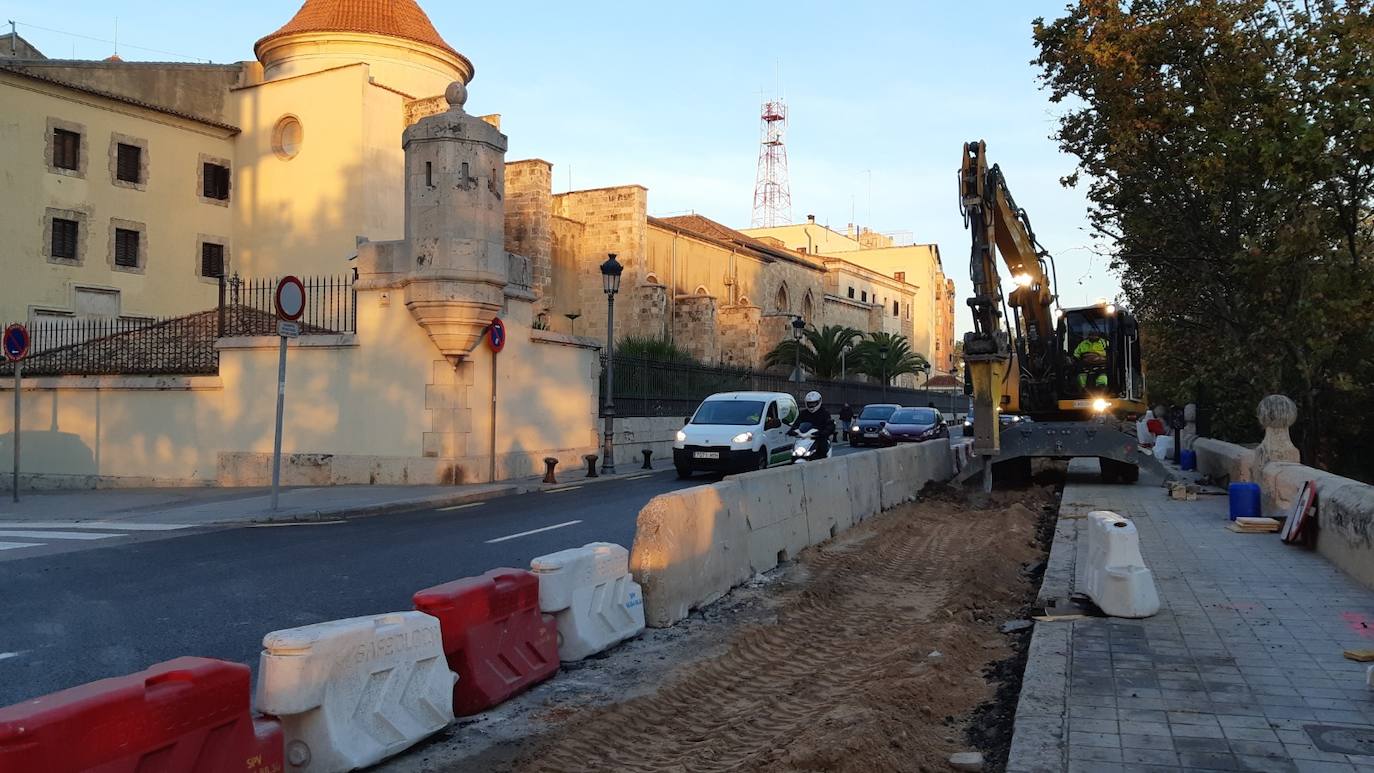 P. de la Ciudadela. Antigua muralla cristiana. Obras junto a Santo Domingo