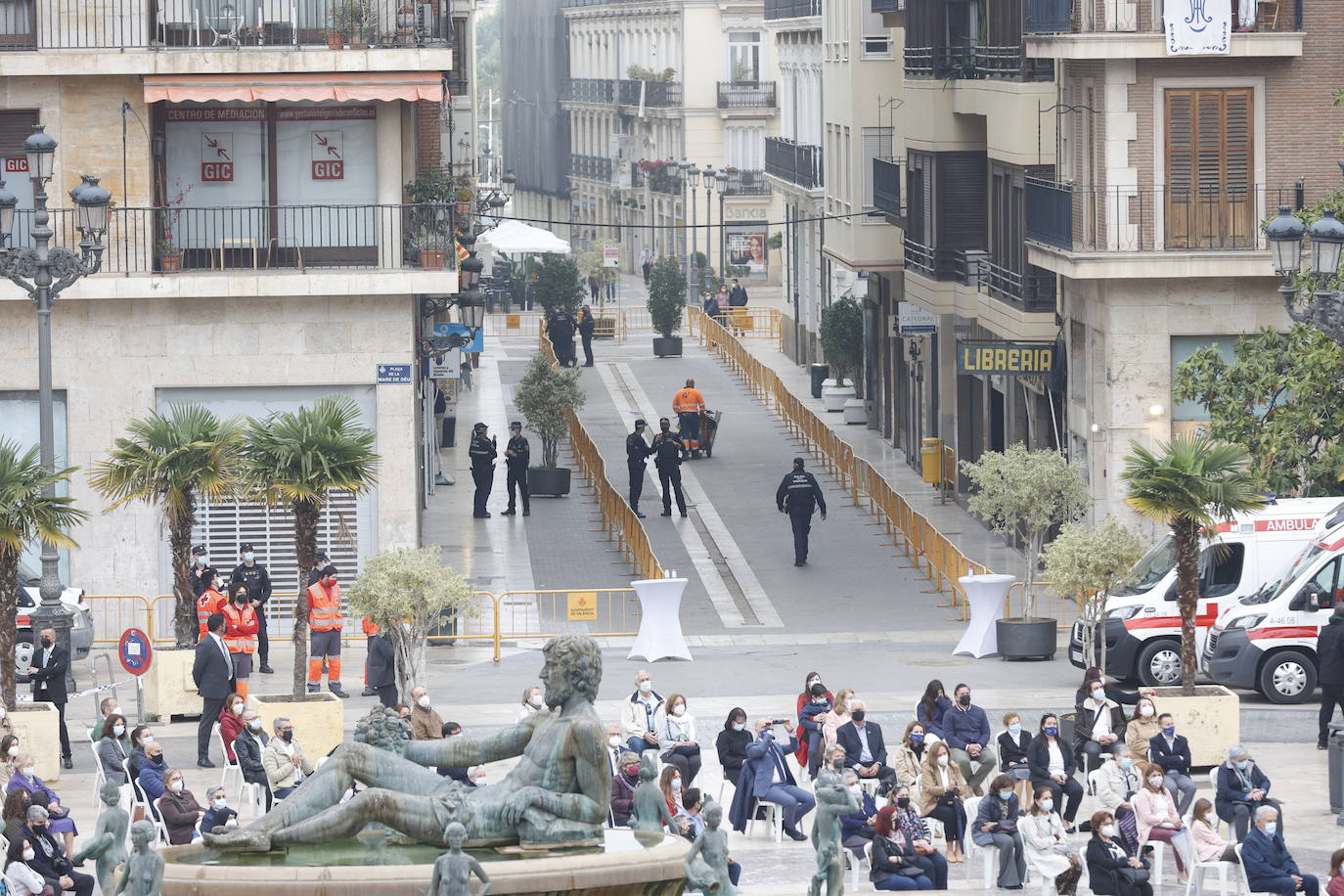 Missa d'Infants y traslado de la Virgen en Valencia