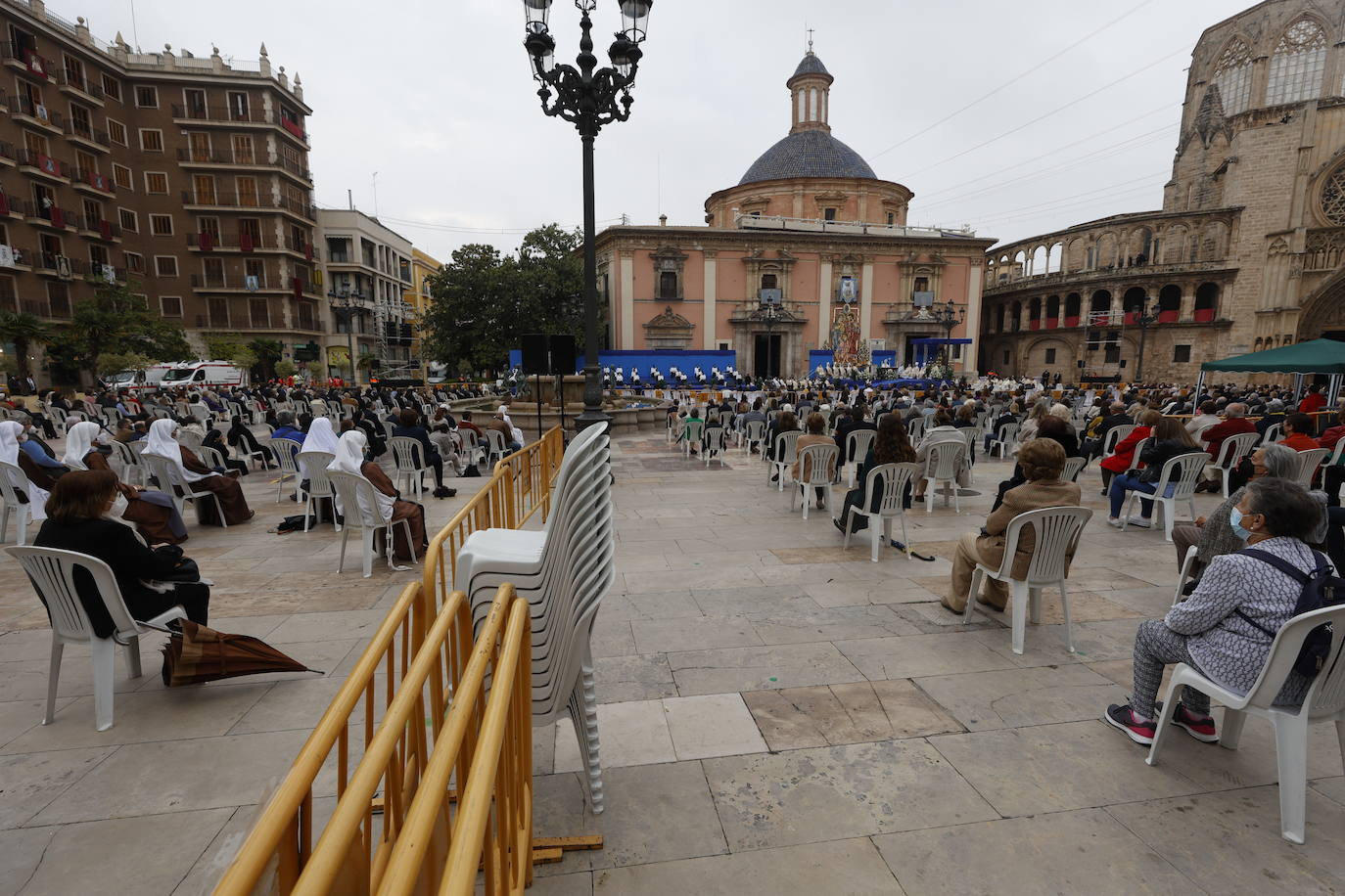 Missa d'Infants y traslado de la Virgen en Valencia