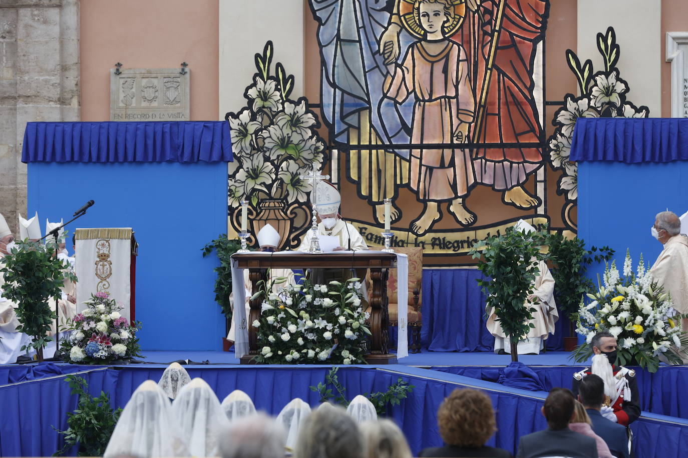 Missa d'Infants y traslado de la Virgen en Valencia