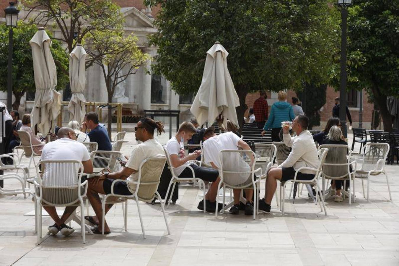 Primer día en Valencia tras la caída del estado de alarma