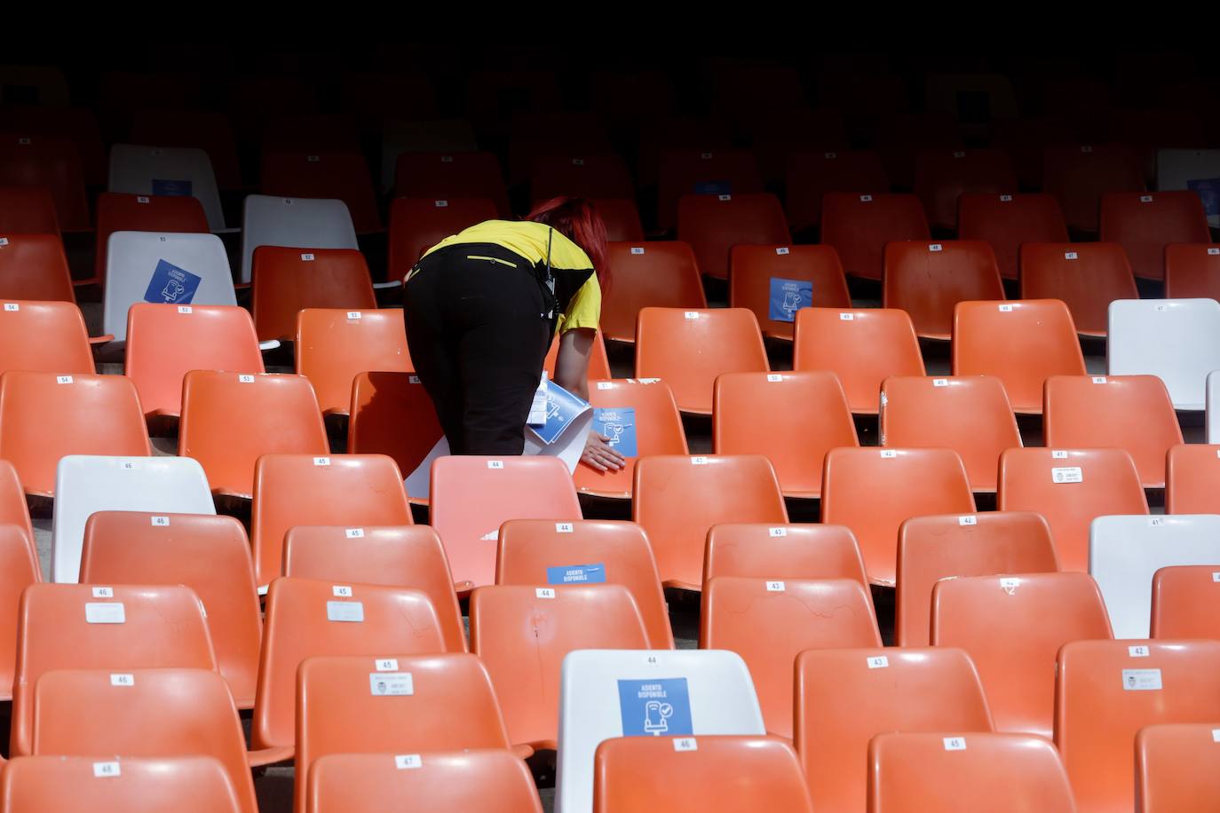 Fotos: El público vuelve a Mestalla