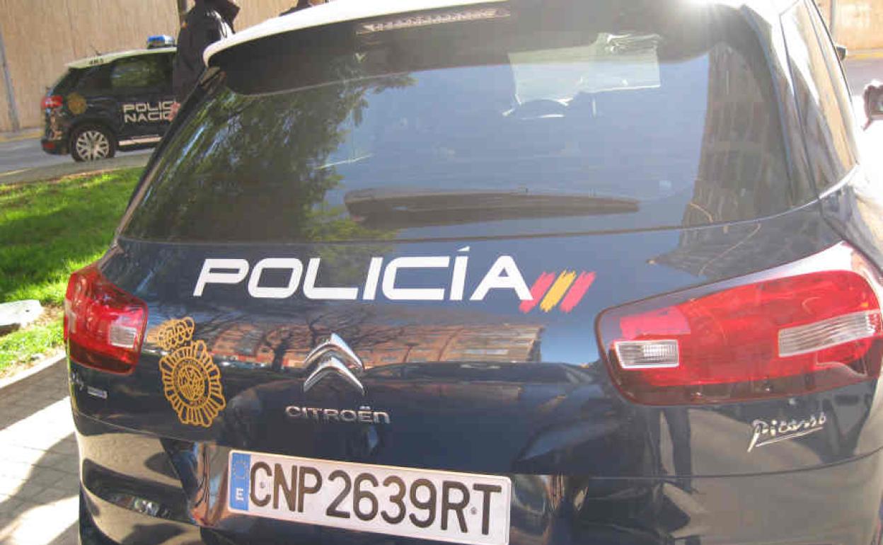 Vehículo de la Policía Nacional.