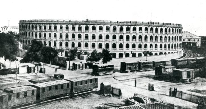 La plaza de Toros de Valencia, a finales de la década de 1870.