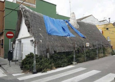 Imagen secundaria 1 - Barraca de Aranda de El Palmar, antes del inicio de las reformas y antes de caer la chimenea. 