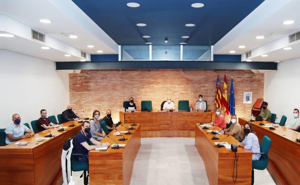 La asamblea de presidentes con representantes del Ayuntamiento y la JLF. 