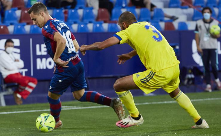 Las mejores imágenes del Levante UD-Cádiz CF