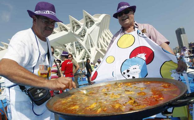 El BOE da las 8 claves para disfrutar de una auténtica paella valenciana