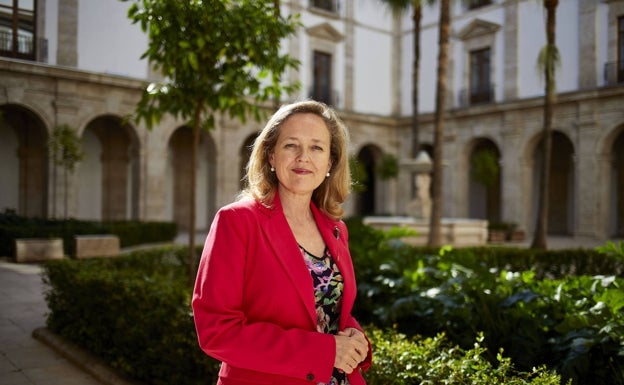 La vicepresidenta segunda, Nadia Calviño. 