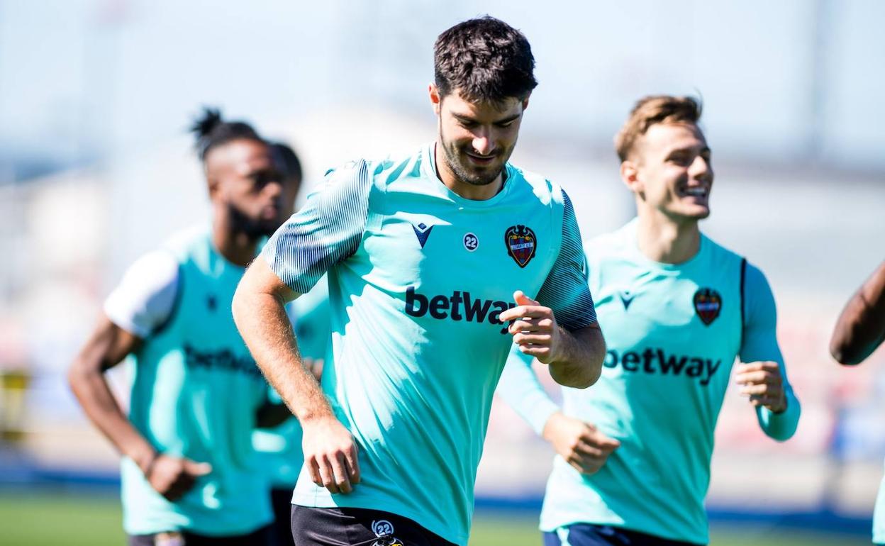 Gonzalo Melero, durante el último entrenamiento del Levante.