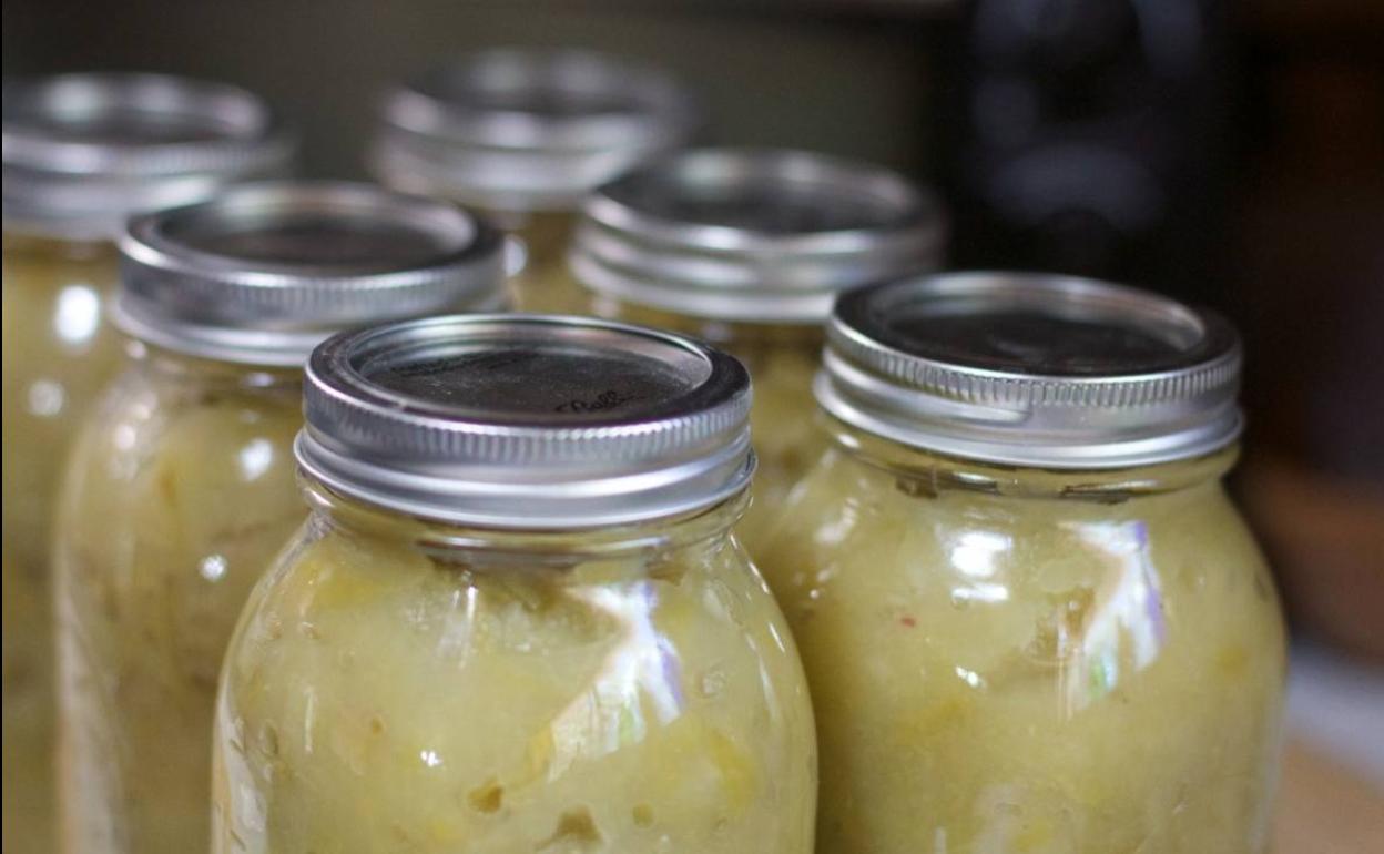 Comer alimentos caducados: qué productos se pueden consumir tras la fecha de consumo preferente