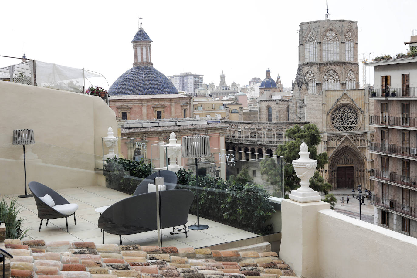 Los hoteles de lujo abren sus puertas después de la etapa más dura de la pandemia. En la imagen, el Palacio Vallier.