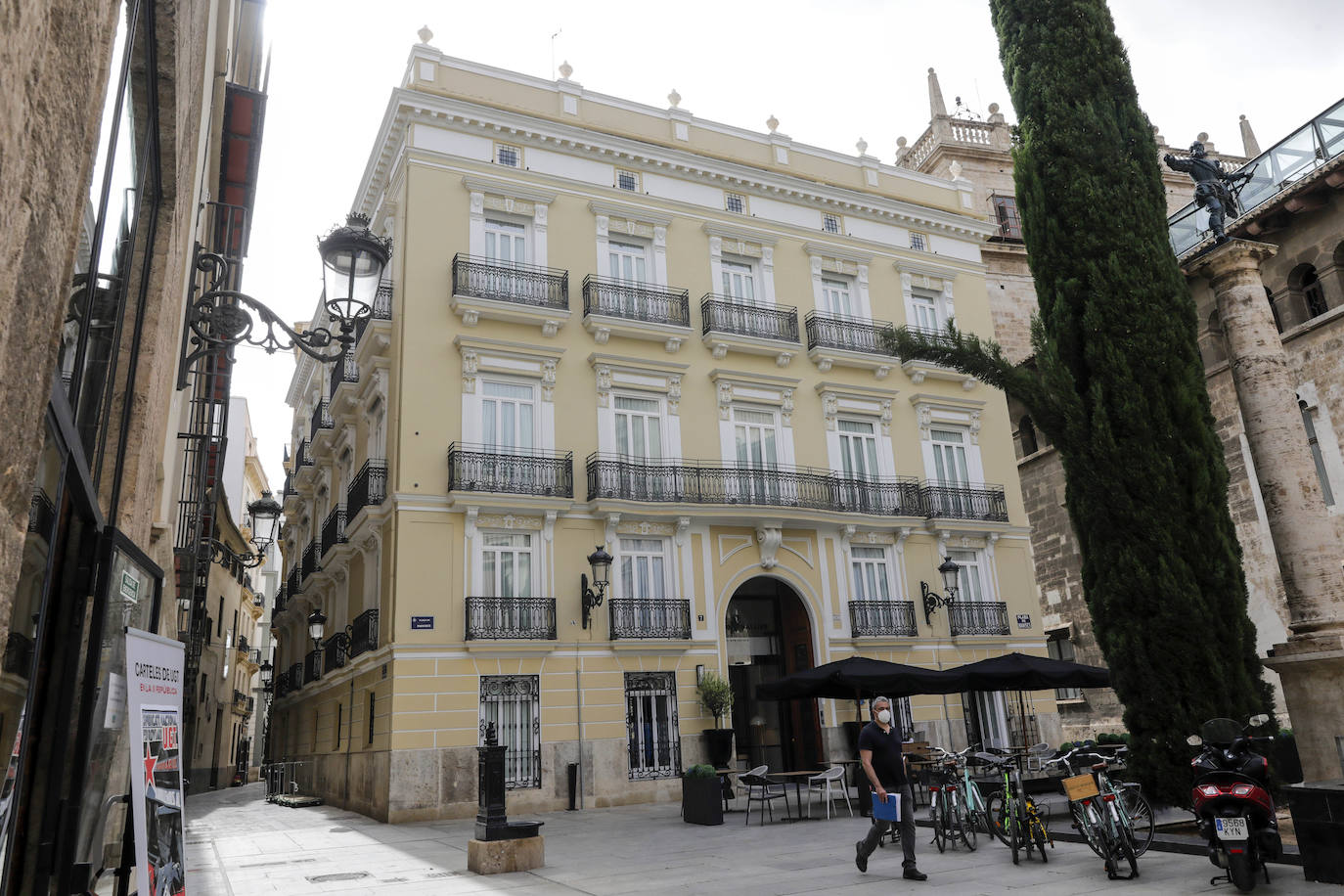 Los hoteles de lujo abren sus puertas después de la etapa más dura de la pandemia. En la imagen, el Palacio Vallier.