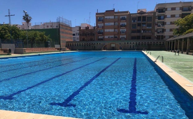 Massamagrell no abrirá la piscina de verano tras cuantificar el coste en 100.000 euros