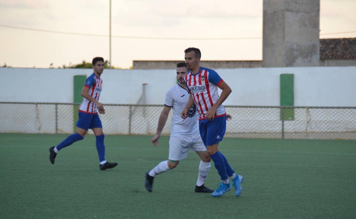 Paco, pieza fundamental en el CD Jávea