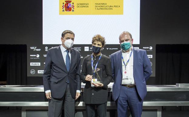 Luis Planas, Nieves Barragán y Benjamín Lana. 